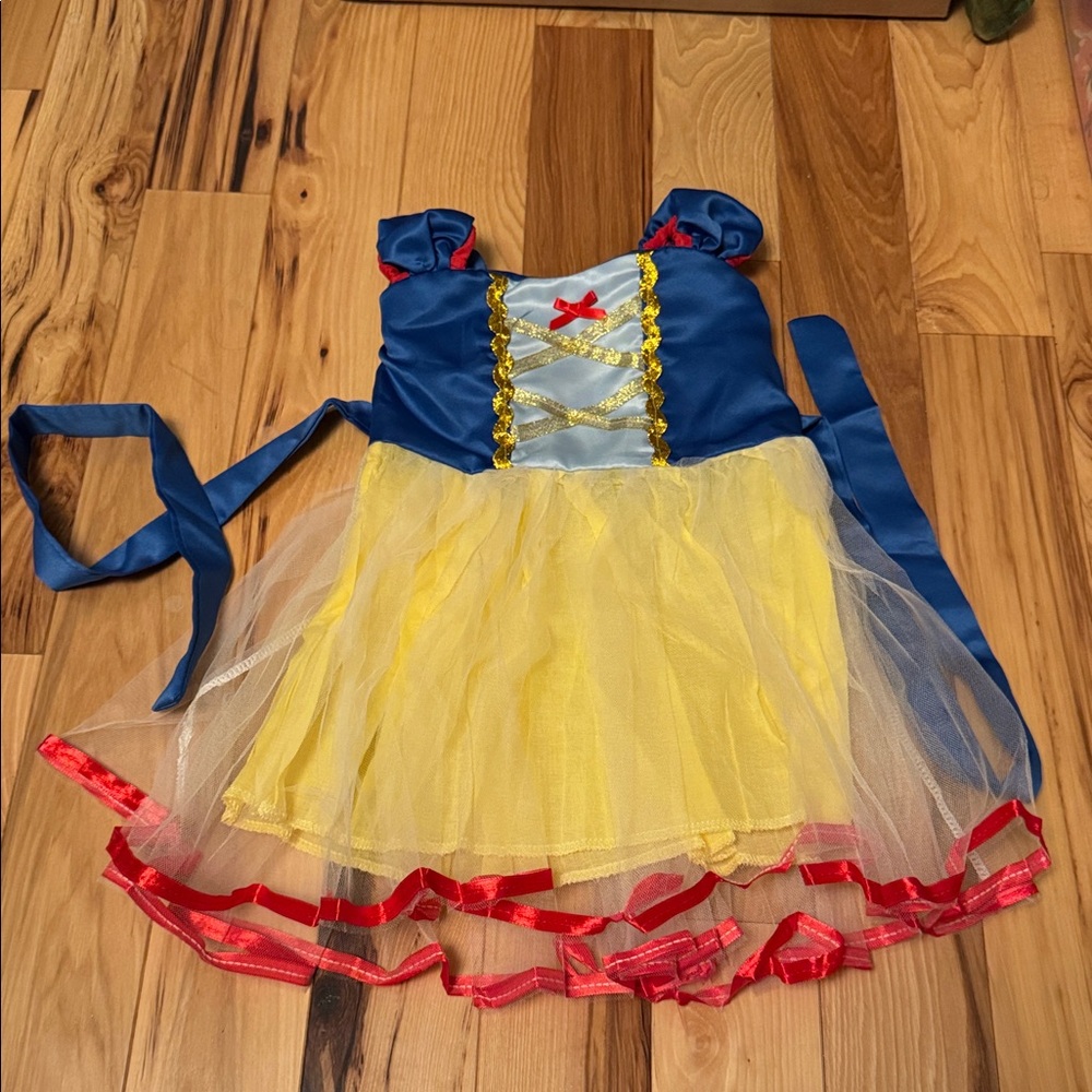 Snow White Costume dress, sz 2-3T
